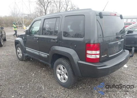 2010 Jeep Liberty Sport из США, поврежденный, VIN 1J4PN2GK7AW177804